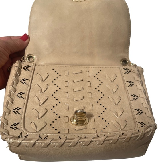 Under One Sky Cross Body Bag with Removable Strap - Picture 2 of 6